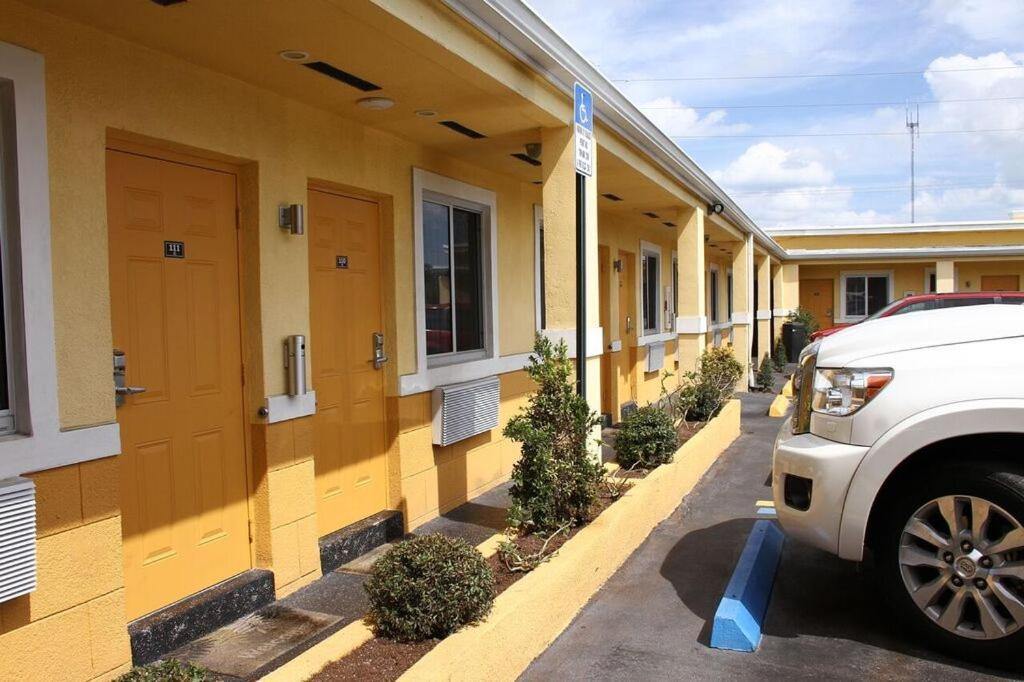 Belvedere Inn Мирамар Екстериор снимка