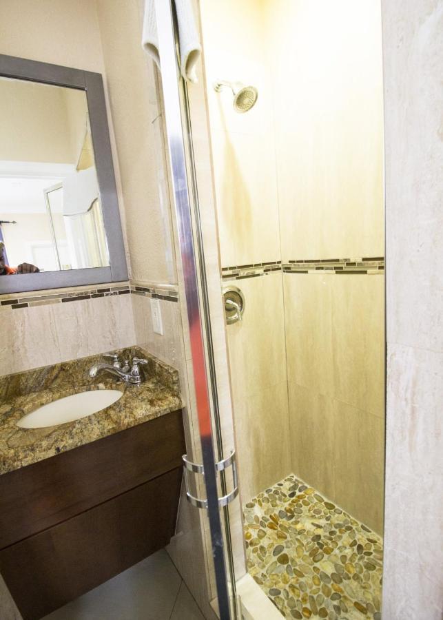 Belvedere Inn Мирамар Екстериор снимка